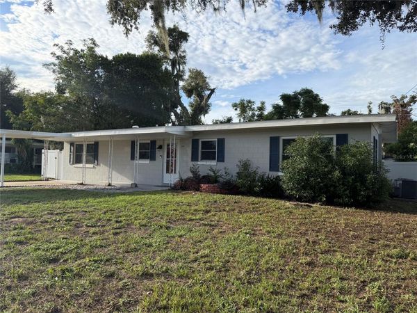 303 WINDEMERE AVENUE , EUSTIS, FL 32726
