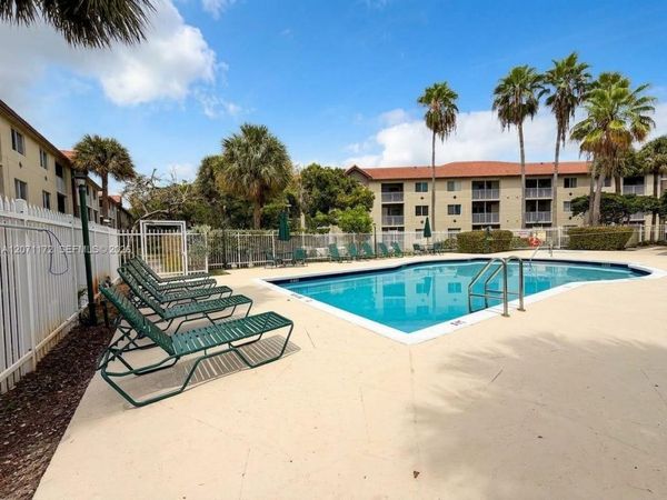 470 S Park Rd , Unit 7-207, Hollywood, FL 33021