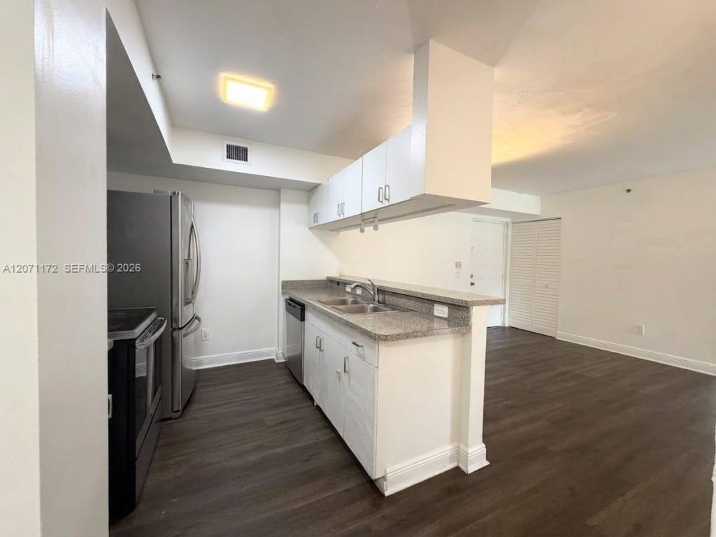 470 S Park Rd , Unit 7-207, Hollywood, FL 33021 Photo
