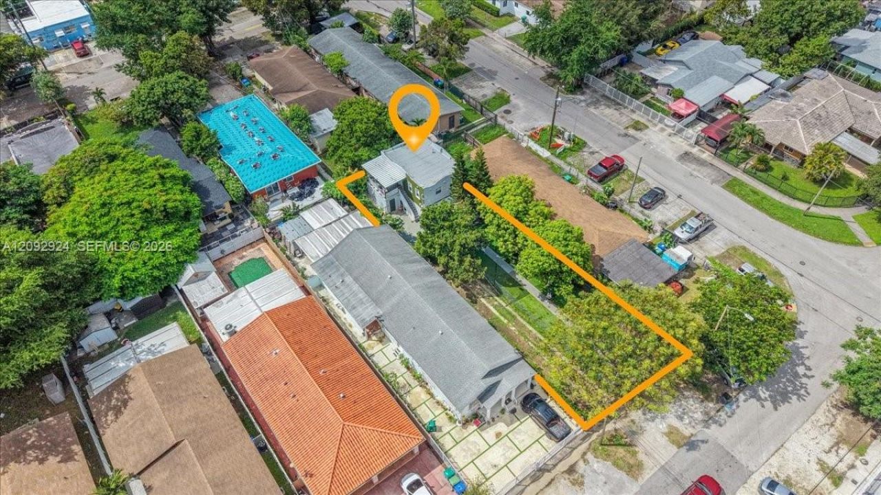 2388 NW 33rd St , Miami, FL 33142 Photo