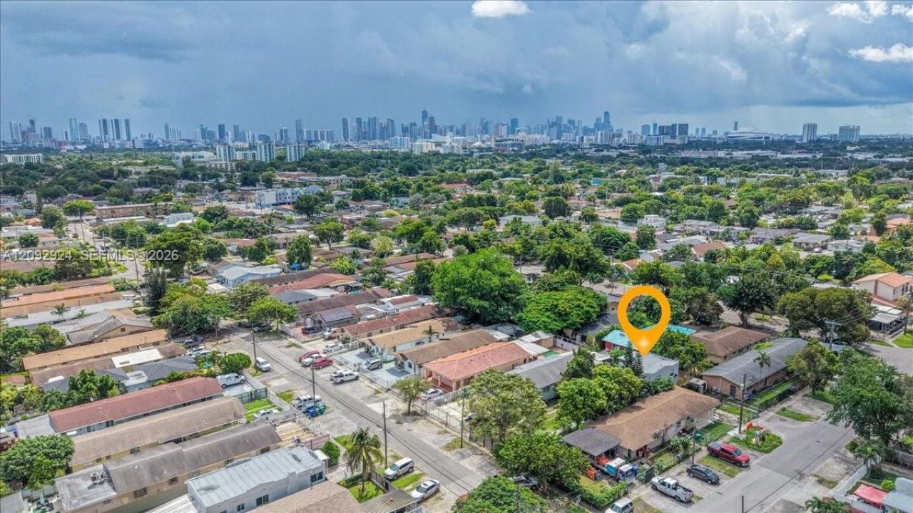 2388 NW 33rd St , Miami, FL 33142 Photo