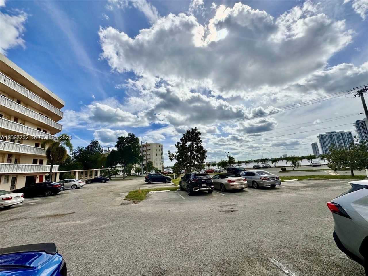 2905 Point East Dr , Unit L102, Aventura, FL 33160 Photo