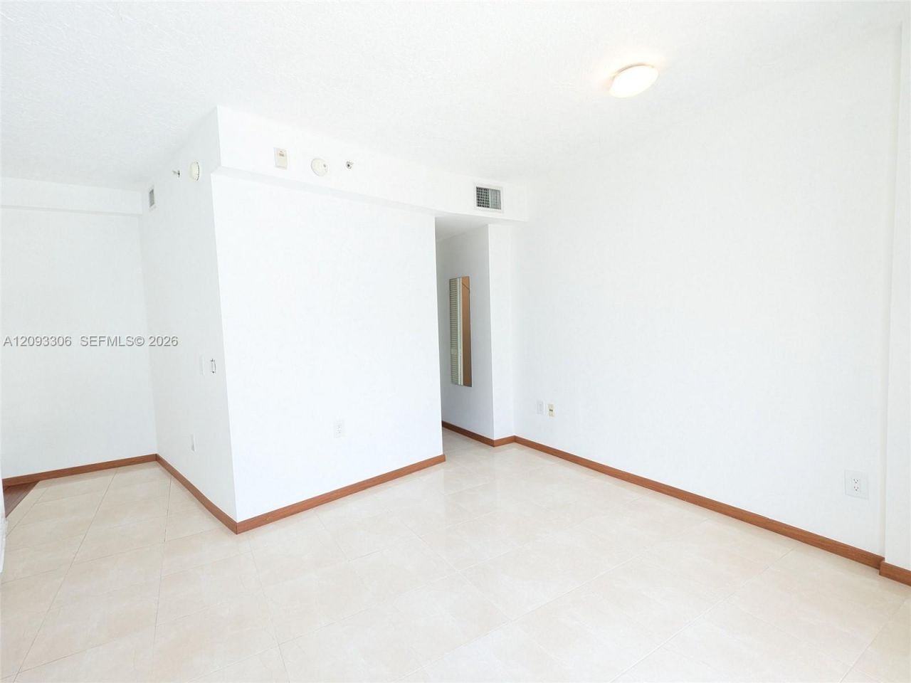 1528 Brickell Ave , Unit 104, Miami, FL 33129 Photo