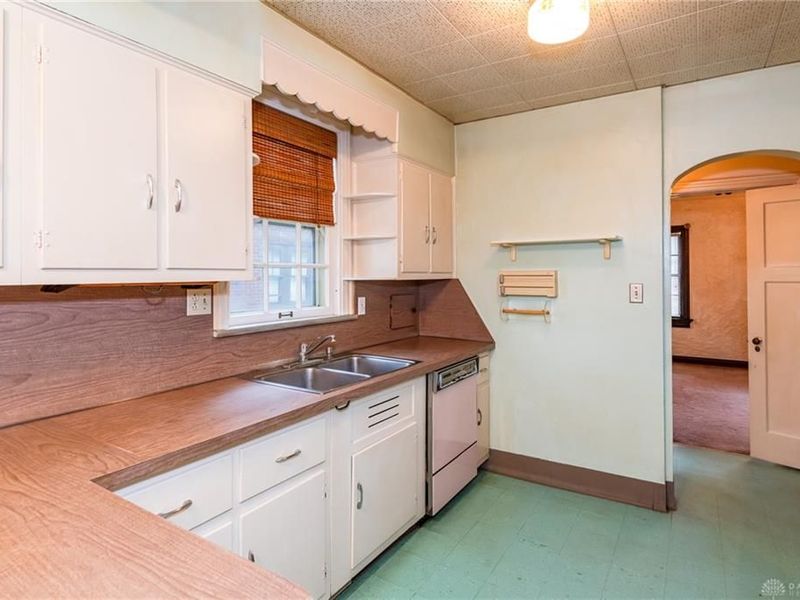 212 Beverly, Dayton, OH 45419 Photo 12