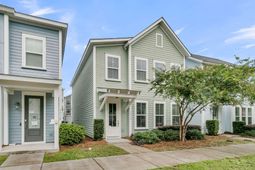 1512 Cuyler Lane photo 4