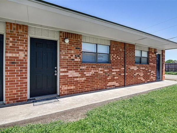 1709 Short Street, Unit C, Cleburne, TX 76033