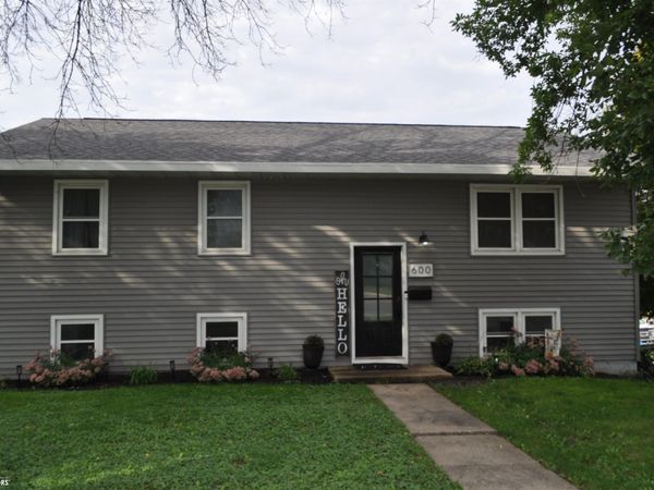 600 W 2nd Street, Carroll, IA 51401