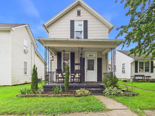 828 E Wheeling Street , Lancaster, OH 43130