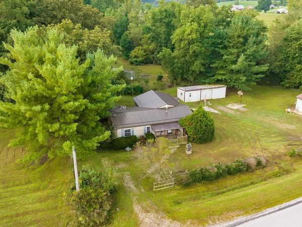 5325 State Rt 669 NE, Somerset, OH 43783