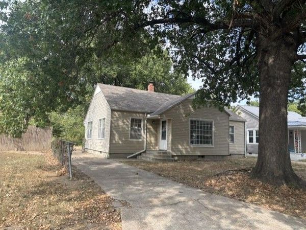 1620 Hayes Street, Muskogee, OK 74403
