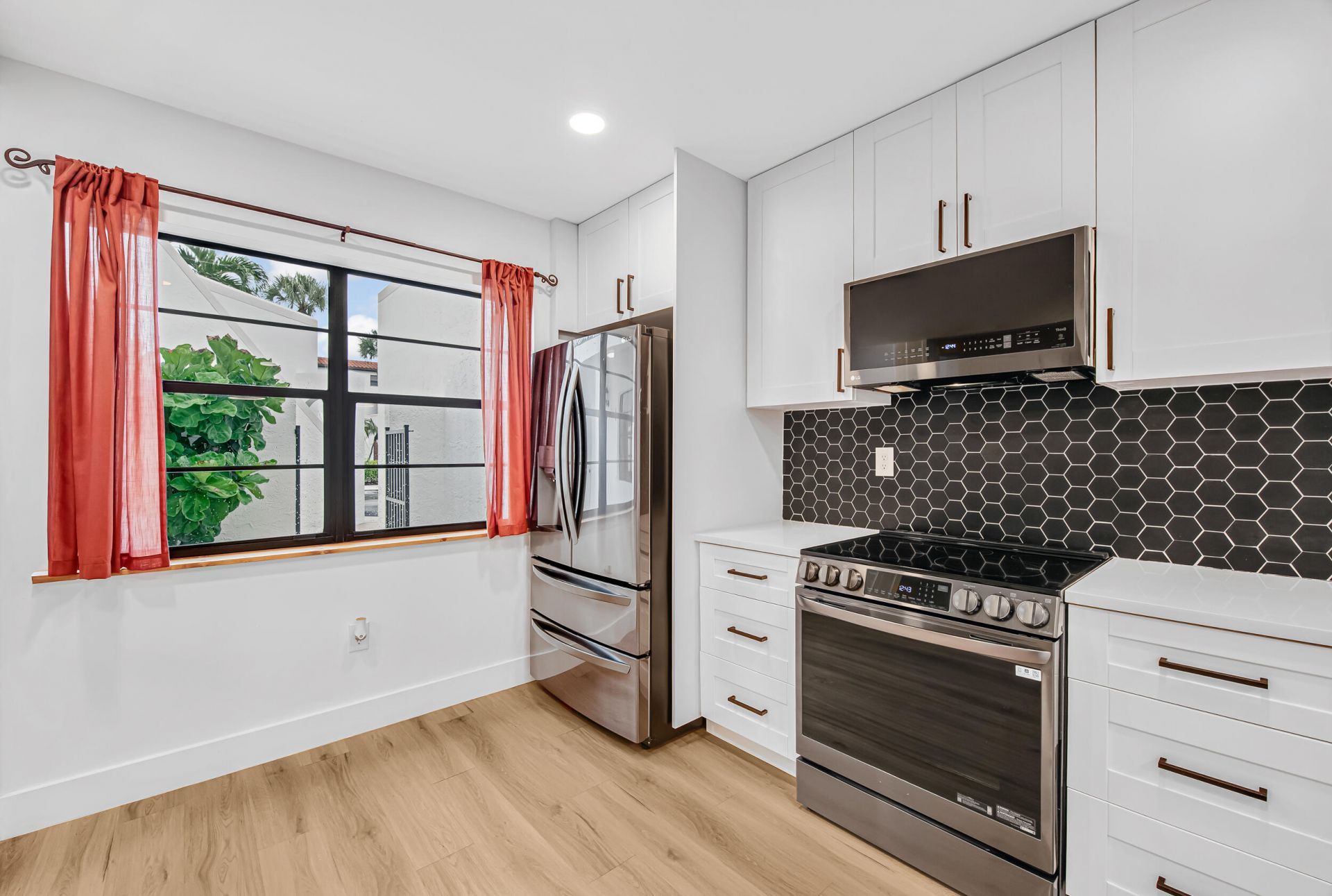 6670 Villa Sonrisa Drive, Unit 213, Boca Raton, FL 33433 Photo