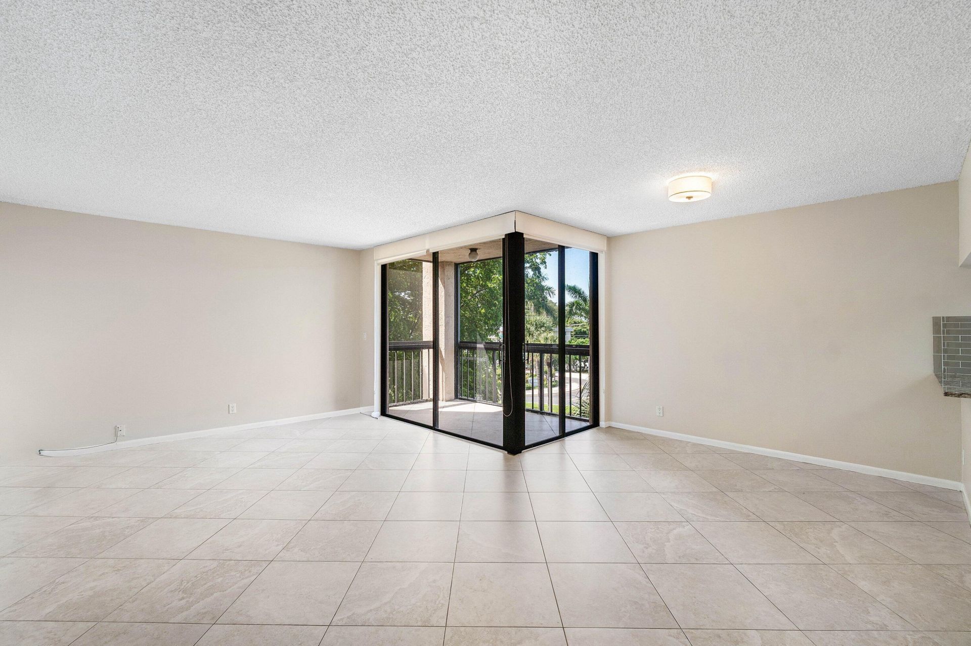 2455 Lindell Boulevard, Unit 3411, Delray Beach, FL 33444 Photo
