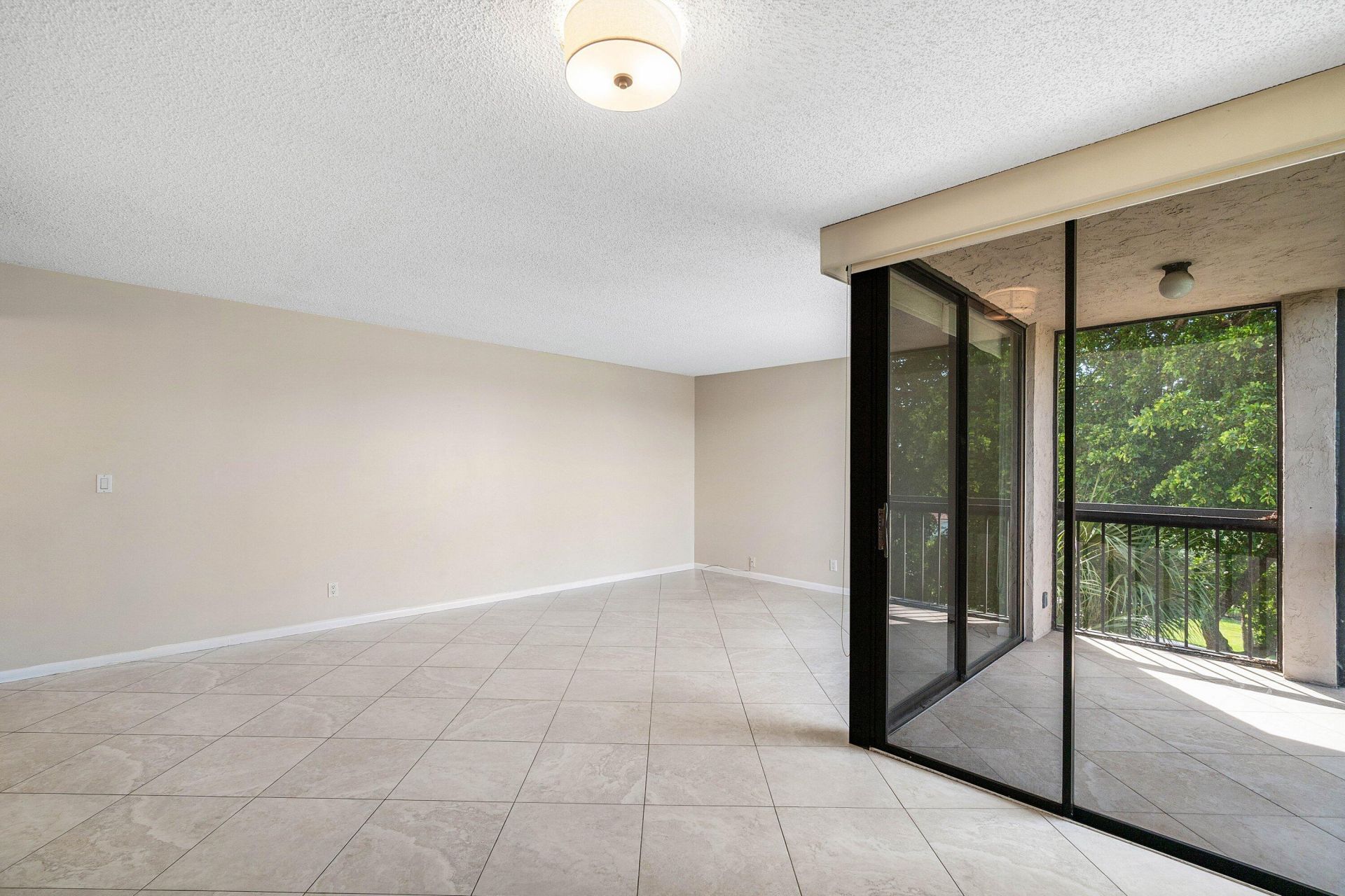 2455 Lindell Boulevard, Unit 3411, Delray Beach, FL 33444 Photo