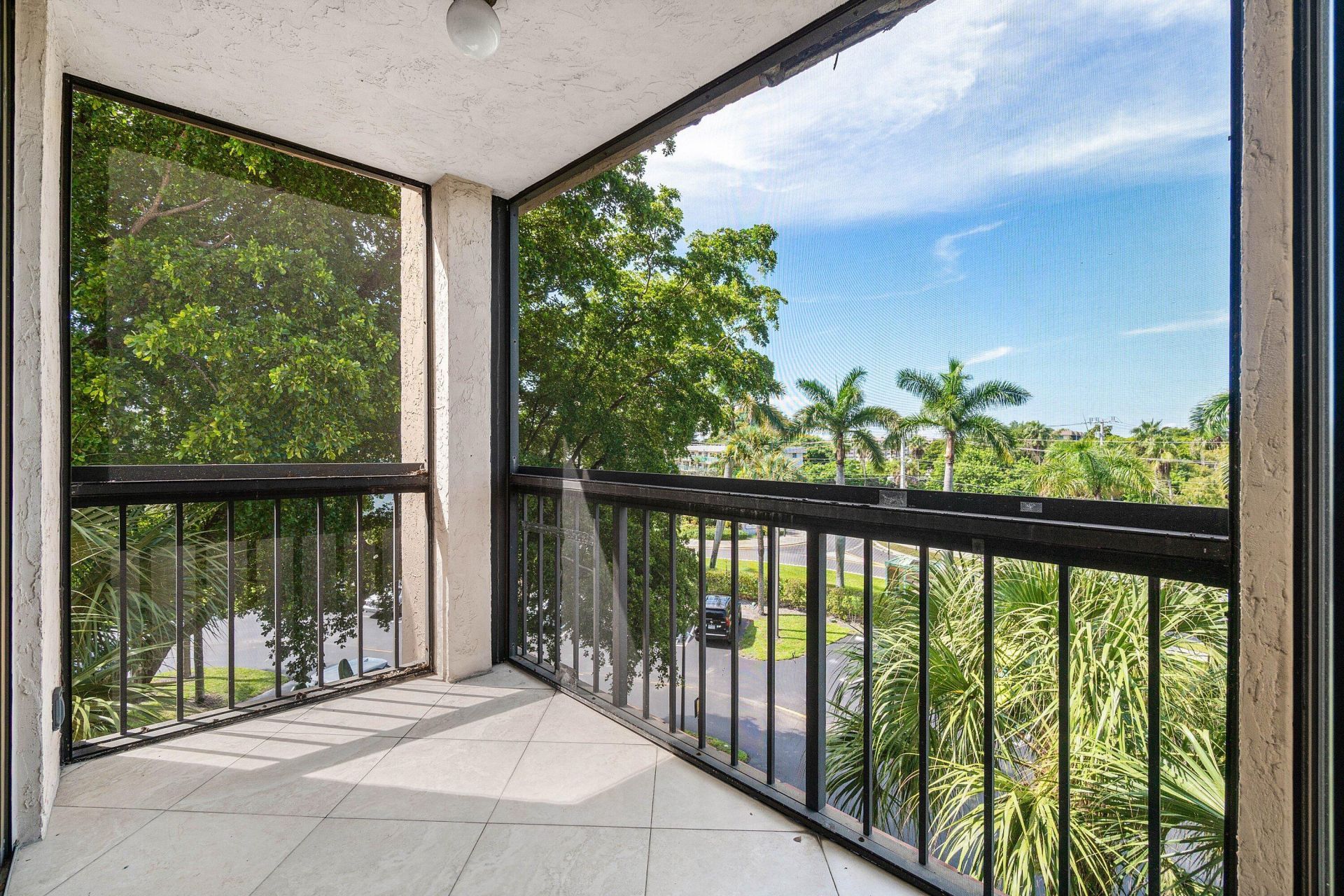 2455 Lindell Boulevard, Unit 3411, Delray Beach, FL 33444 Photo
