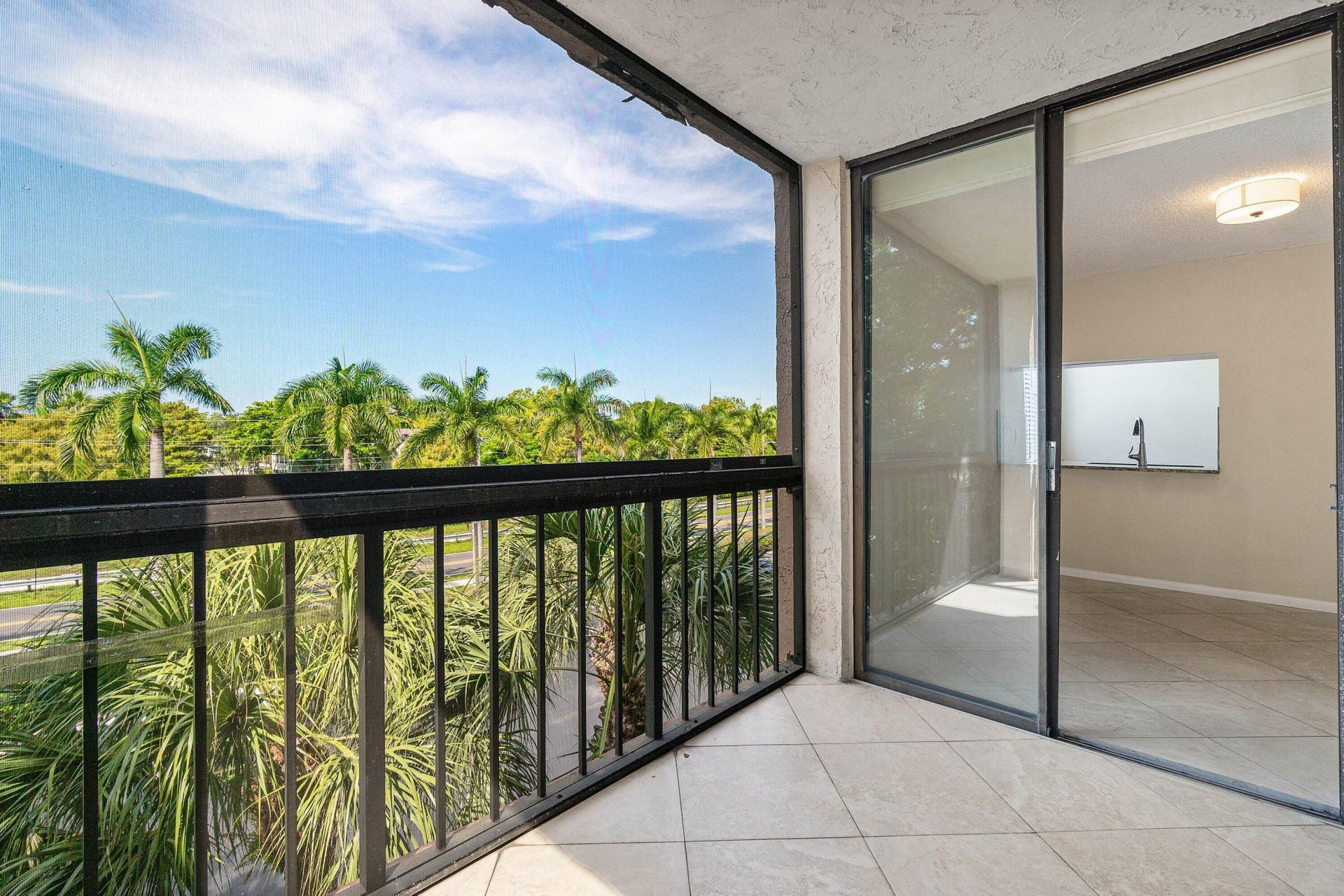 2455 Lindell Boulevard, Unit 3411, Delray Beach, FL 33444 Photo