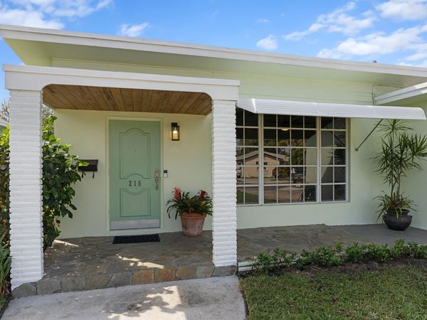 215 Columbia Drive, Lake Worth Beach, FL 33460