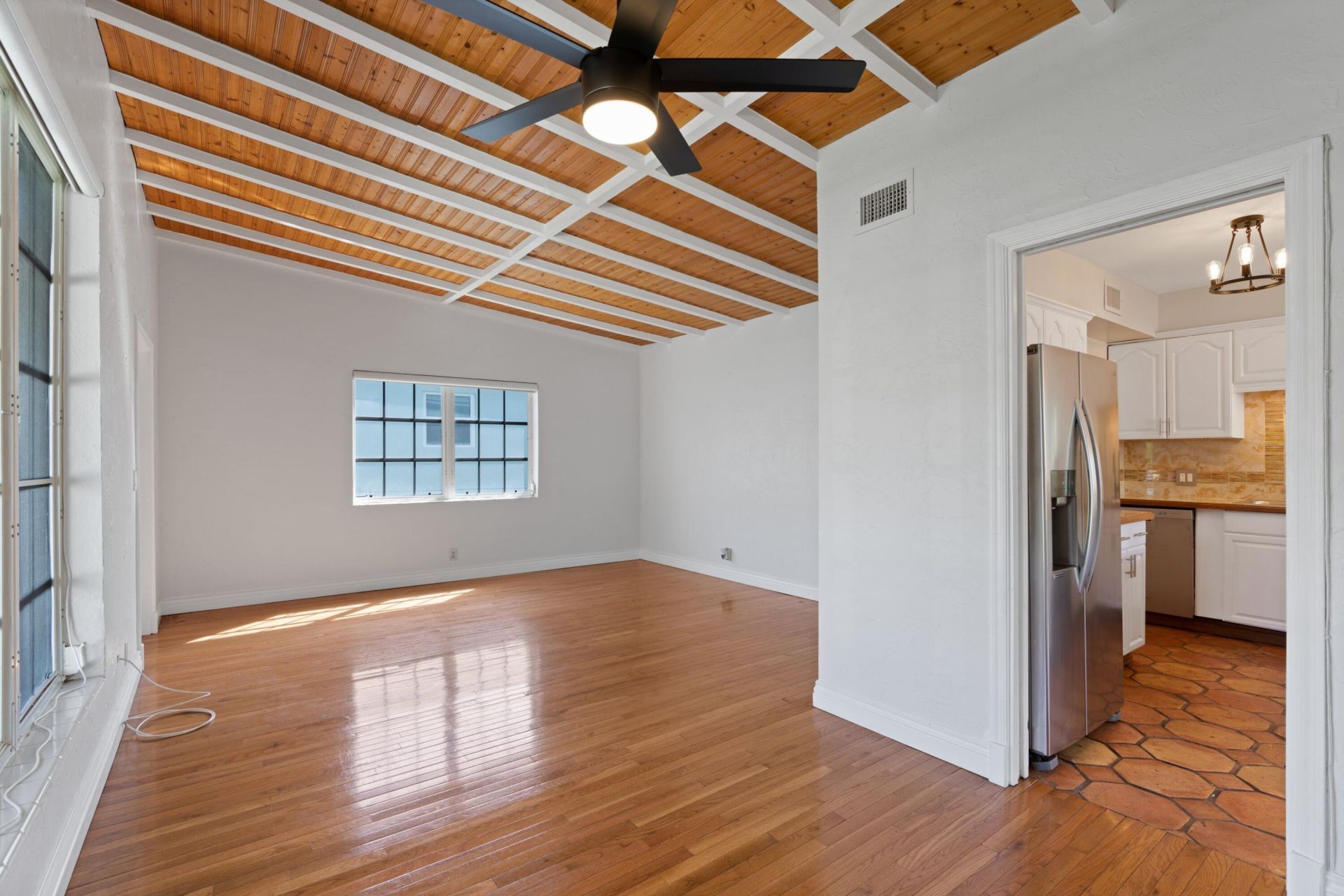 215 Columbia Drive, Lake Worth Beach, FL 33460 Photo