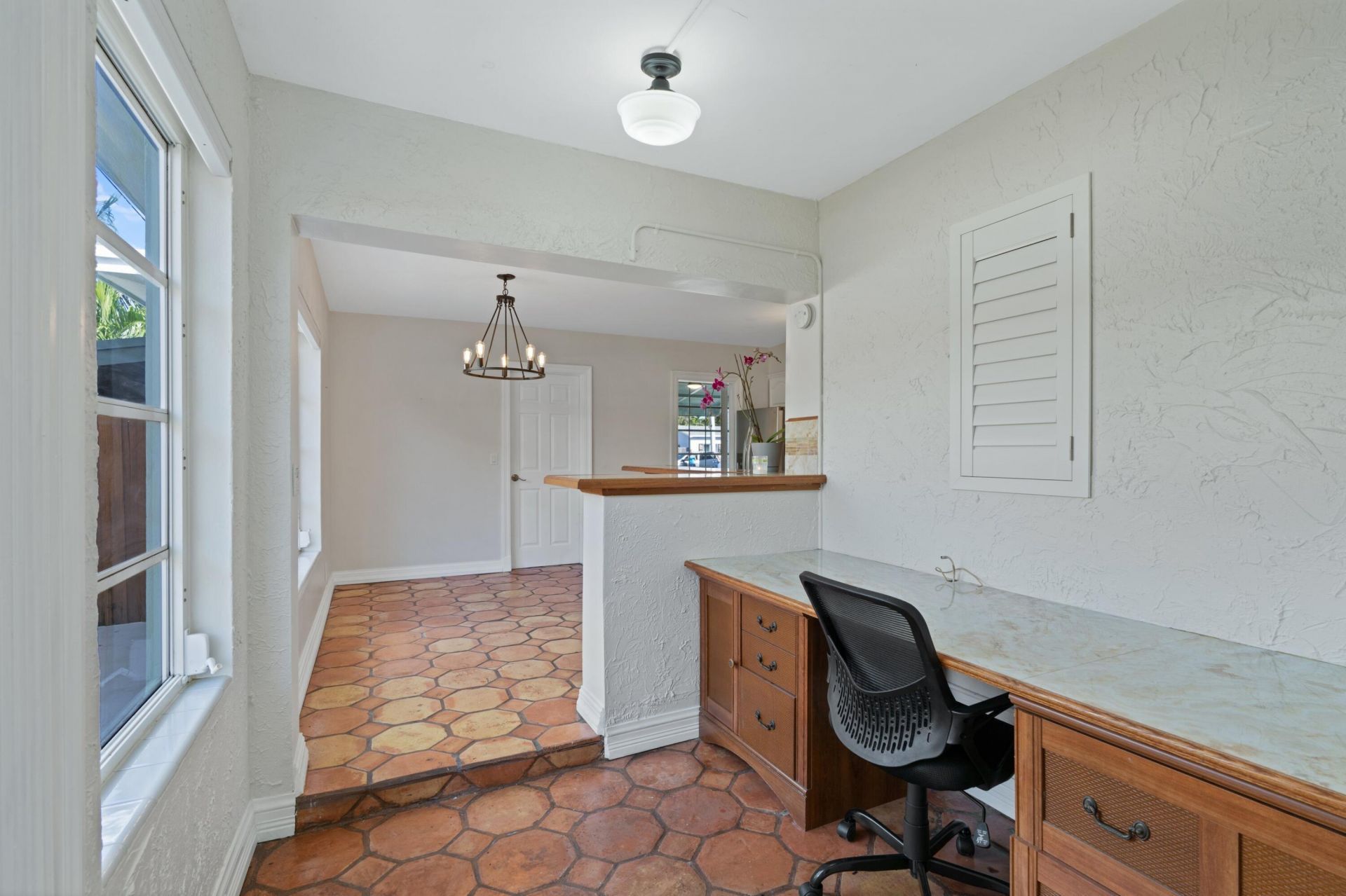215 Columbia Drive, Lake Worth Beach, FL 33460 Photo