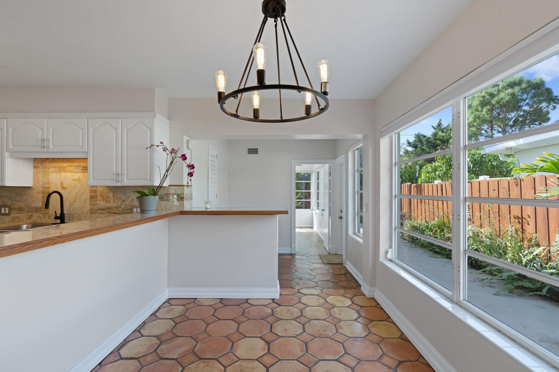 215 Columbia Drive, Lake Worth Beach, FL 33460 Photo