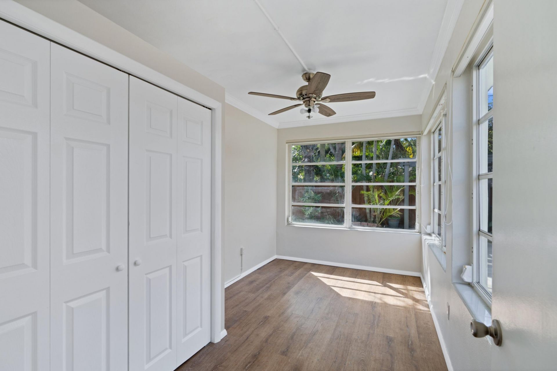 215 Columbia Drive, Lake Worth Beach, FL 33460 Photo