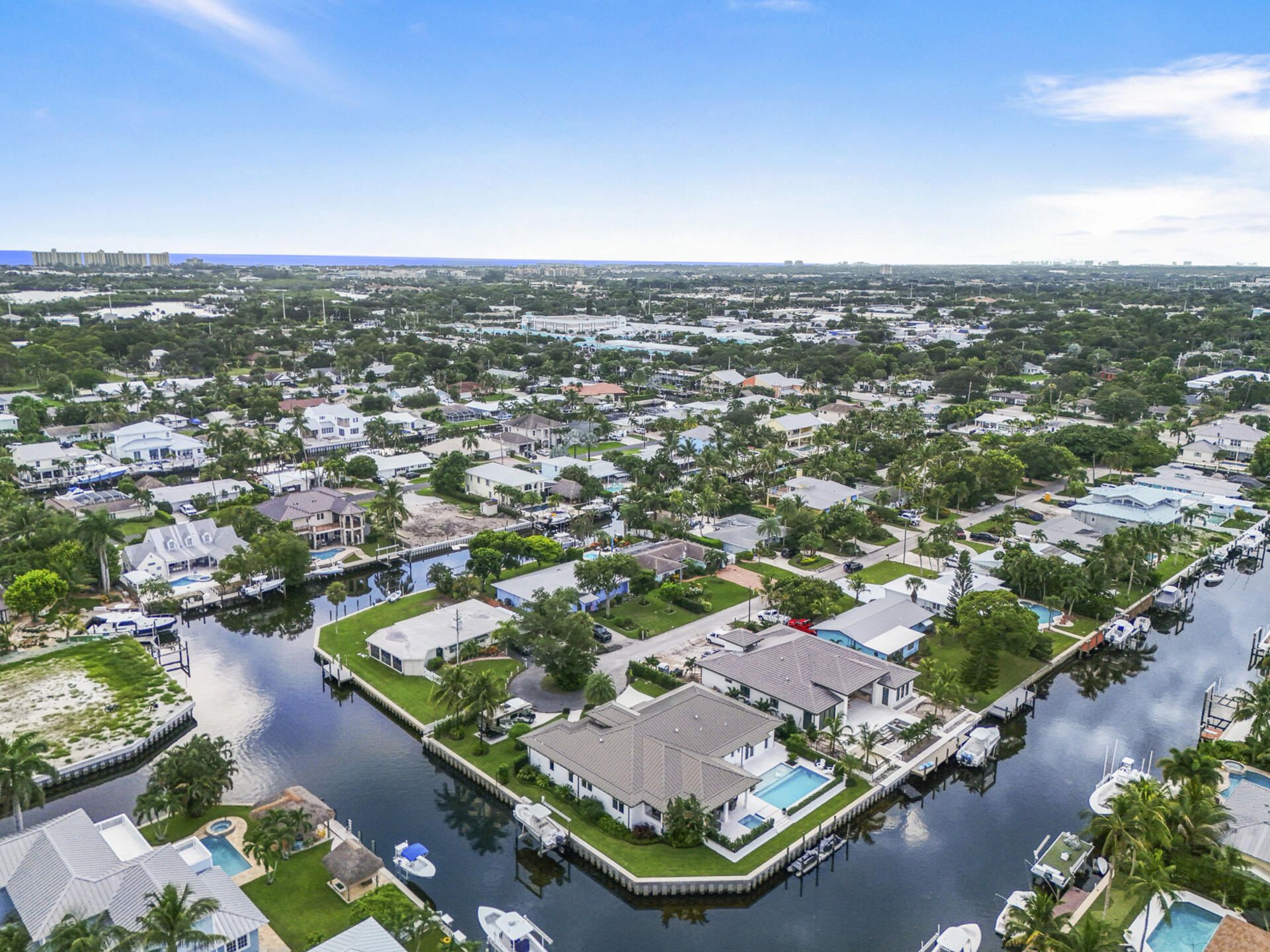 934 N Loxahatchee Drive, Jupiter, FL 33458 Photo