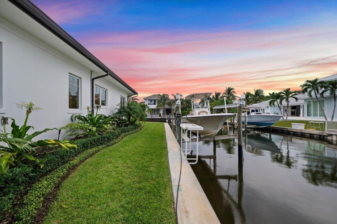 934 N Loxahatchee Drive, Jupiter, FL 33458 Photo