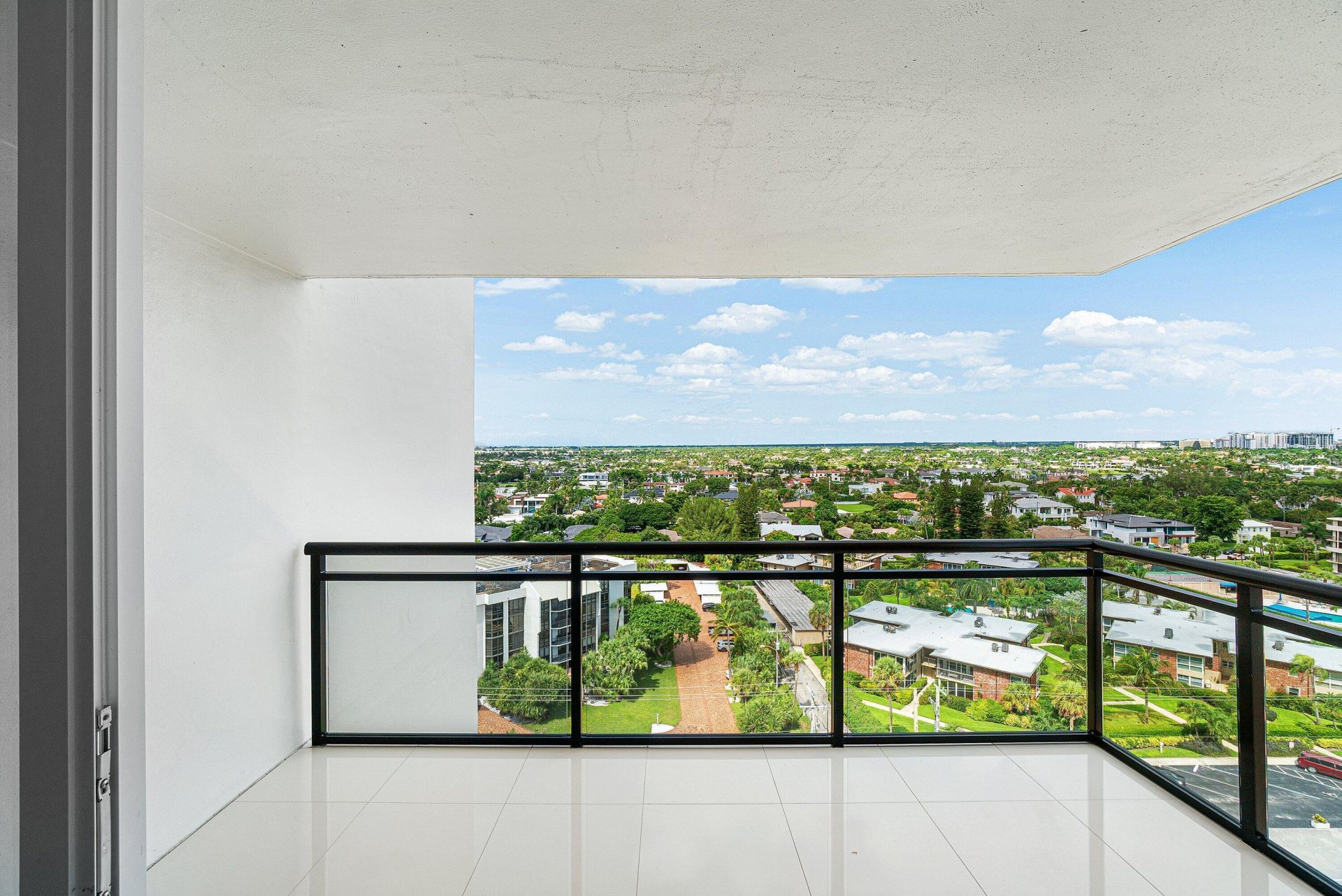 2000 S Ocean Boulevard, Unit 14-F, Boca Raton, FL 33432 Photo