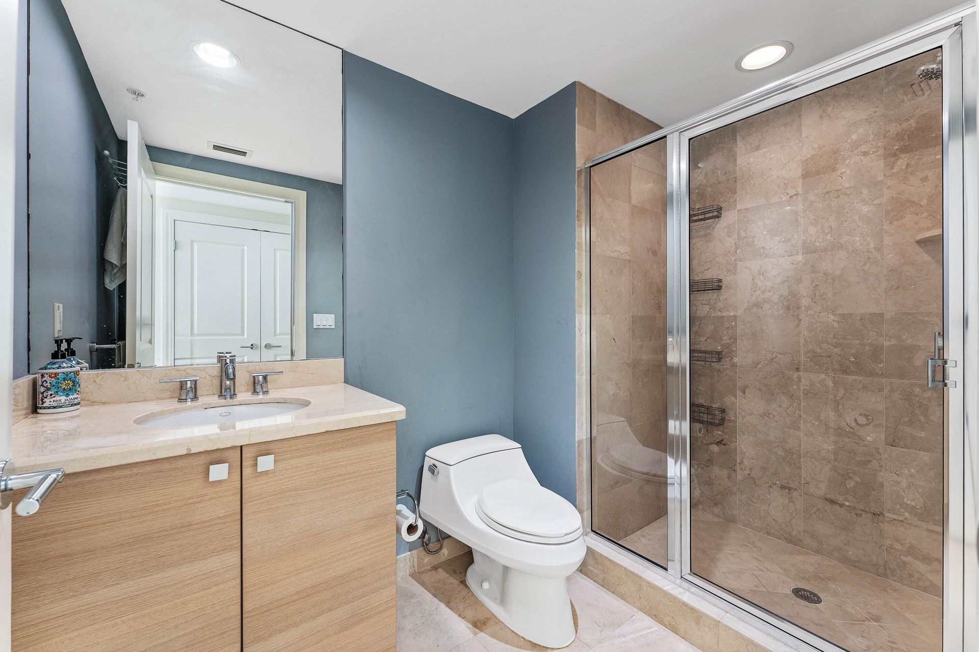 1 N Ocean Boulevard, Unit 806, Pompano Beach, FL 33062 Photo