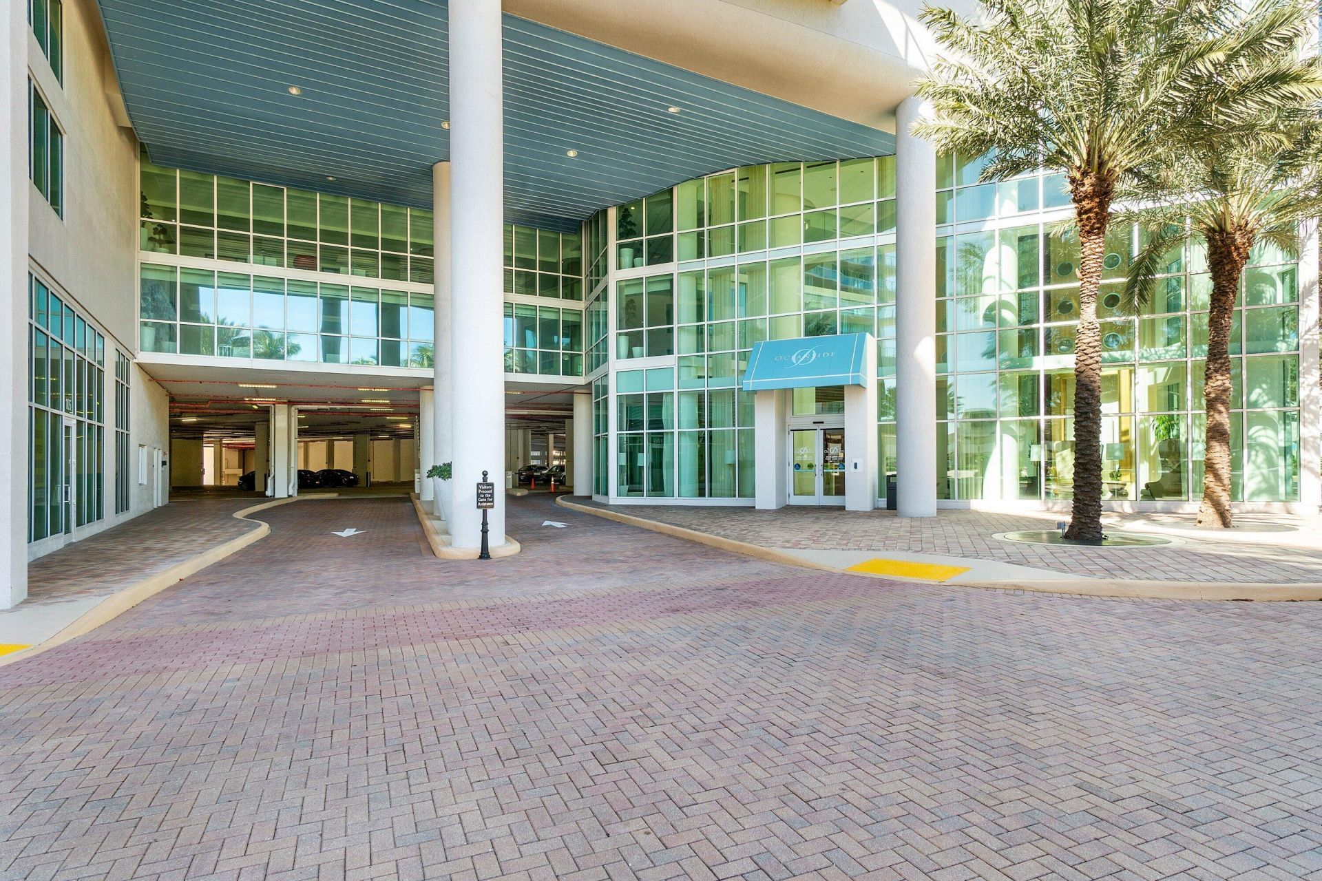 1 N Ocean Boulevard, Unit 806, Pompano Beach, FL 33062 Photo