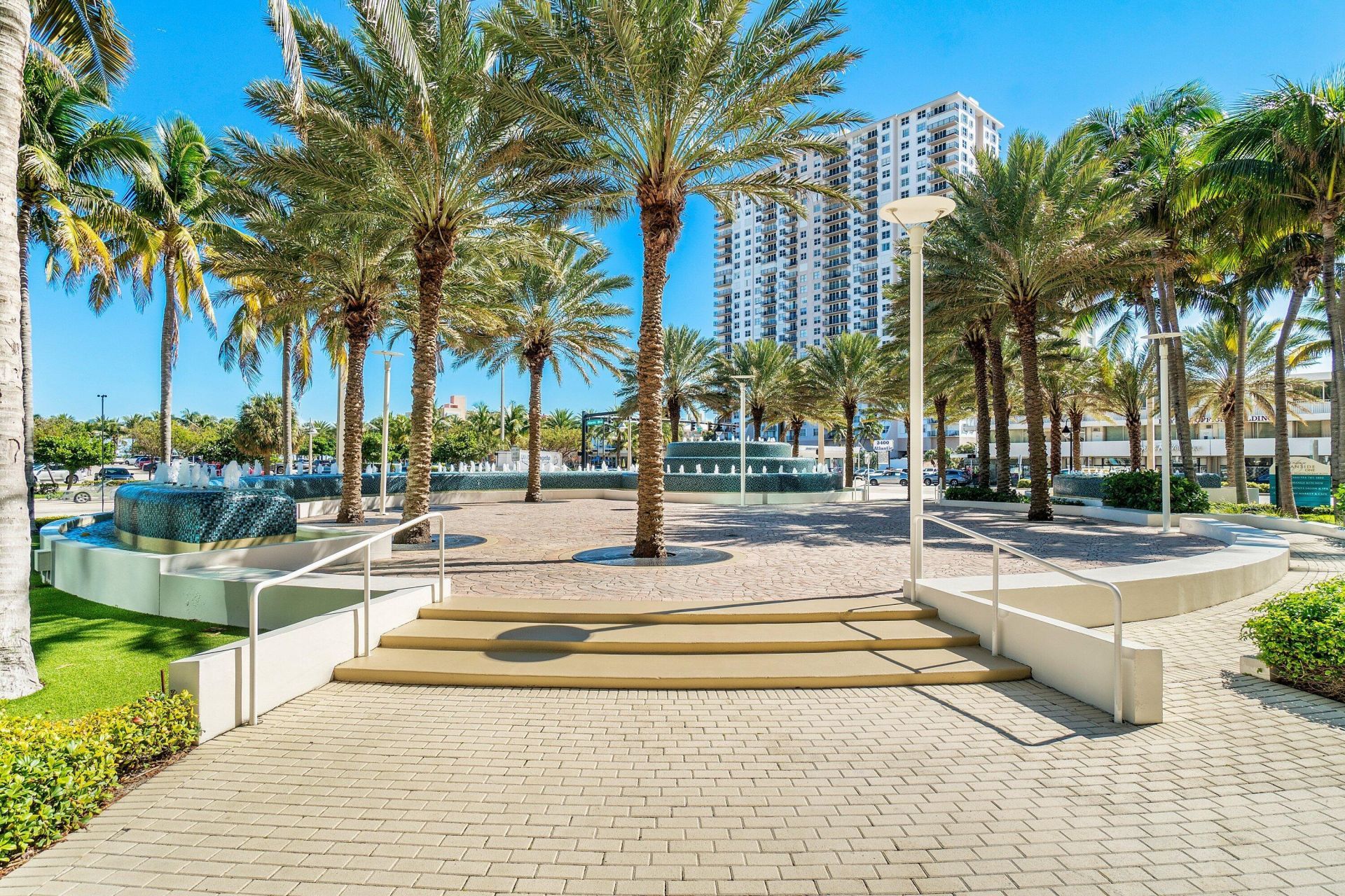 1 N Ocean Boulevard, Unit 806, Pompano Beach, FL 33062 Photo