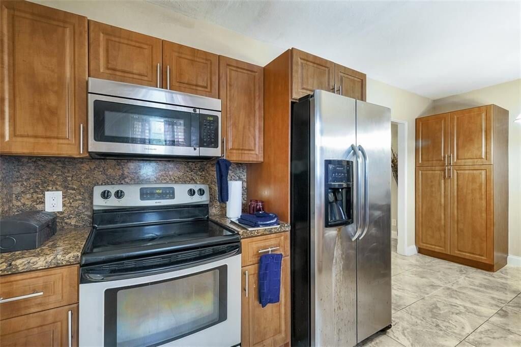 617 Lakeside Harbor, Boynton Beach, FL 33435 Photo