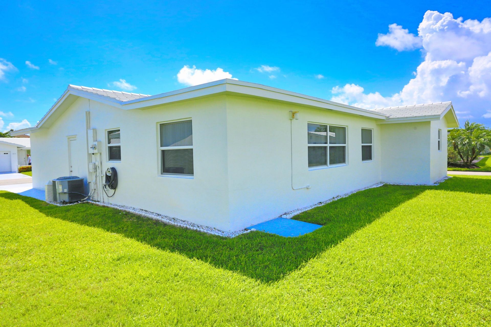 1015 SW 16th Street, Boynton Beach, FL 33426 Photo