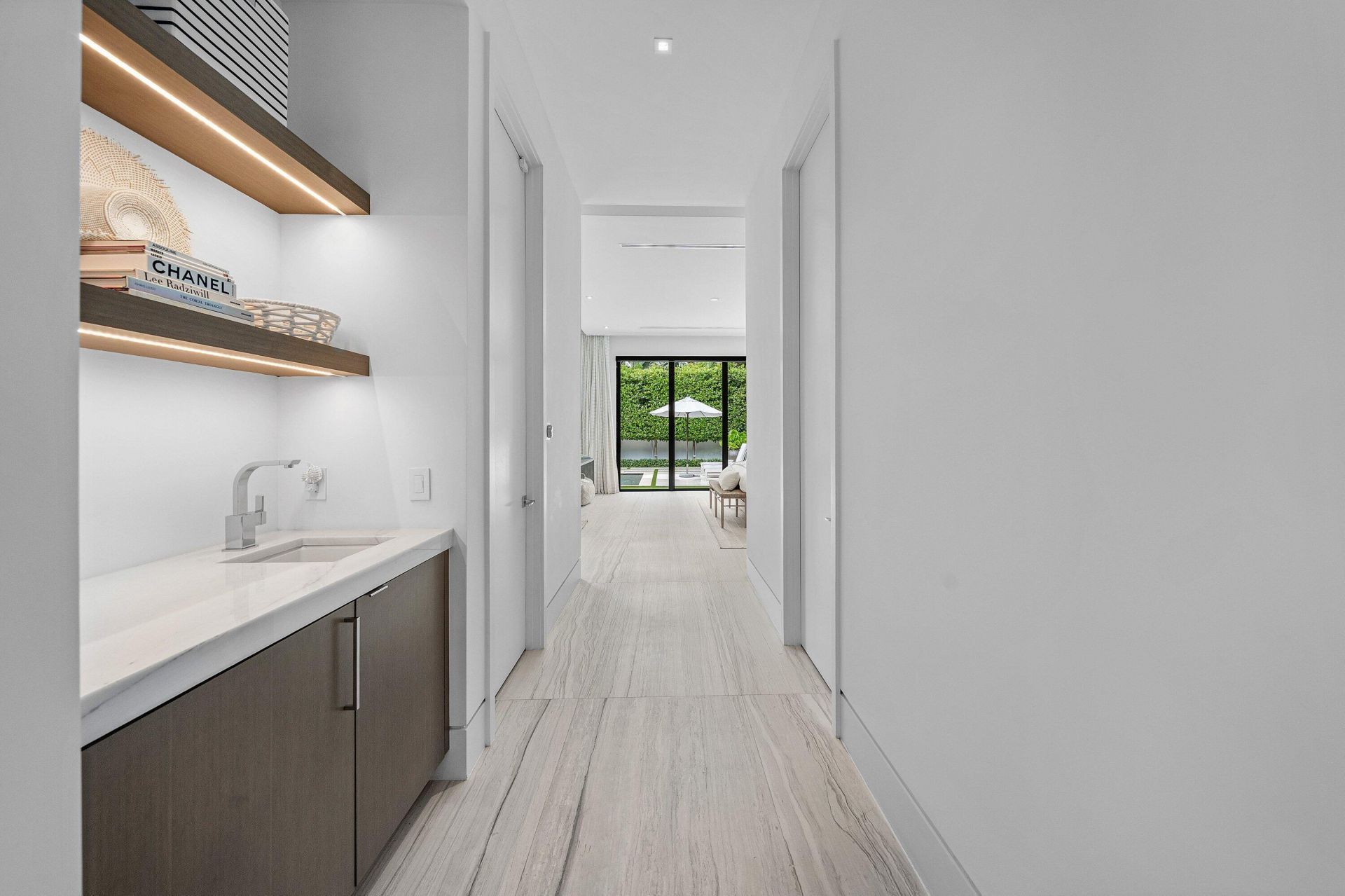 800 Seagate Drive, Delray Beach, FL 33483 Photo