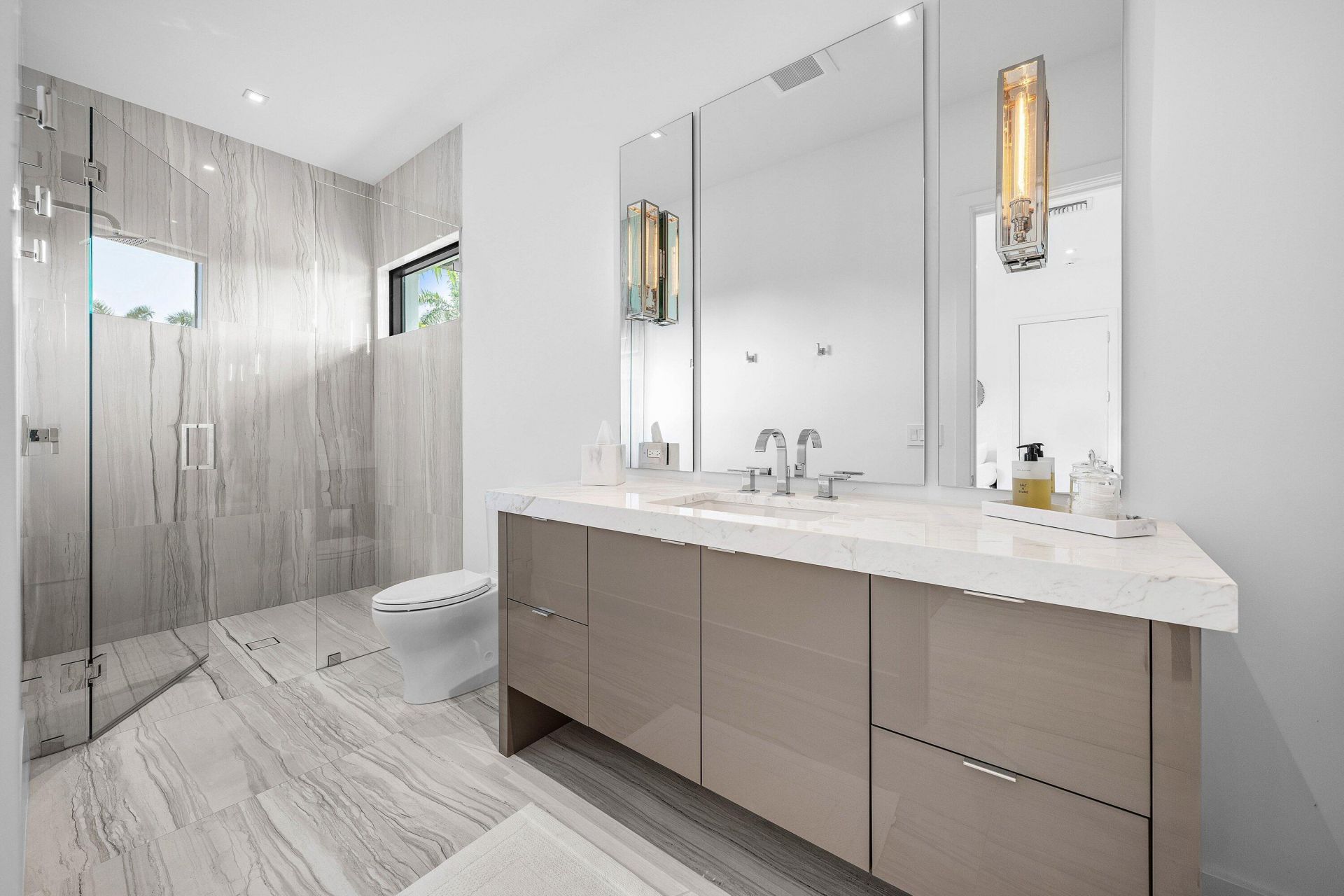 800 Seagate Drive, Delray Beach, FL 33483 Photo