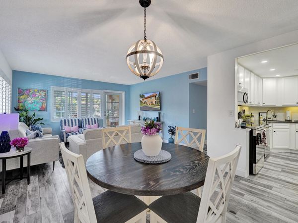 1930 NE 2ND Avenue, Unit 216L, Wilton Manors, FL 33305