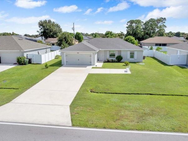 3957 SW SAVONA Boulevard, Port St. Lucie, FL 34953