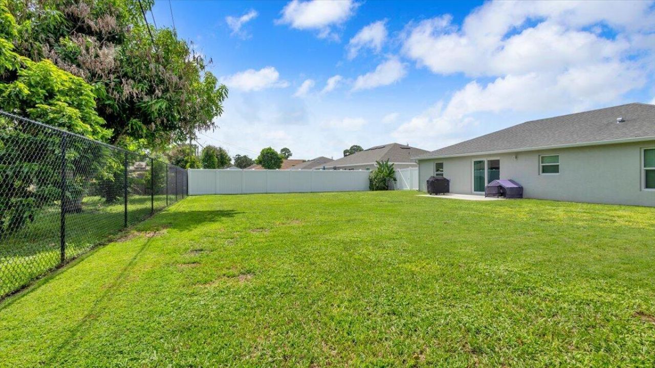 3957 SW Savona Boulevard, Port Saint Lucie, FL 34953 Photo