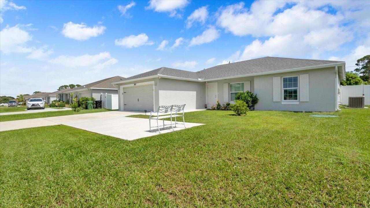 3957 SW Savona Boulevard, Port Saint Lucie, FL 34953 Photo