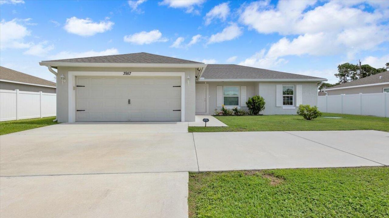 3957 SW Savona Boulevard, Port Saint Lucie, FL 34953 Photo