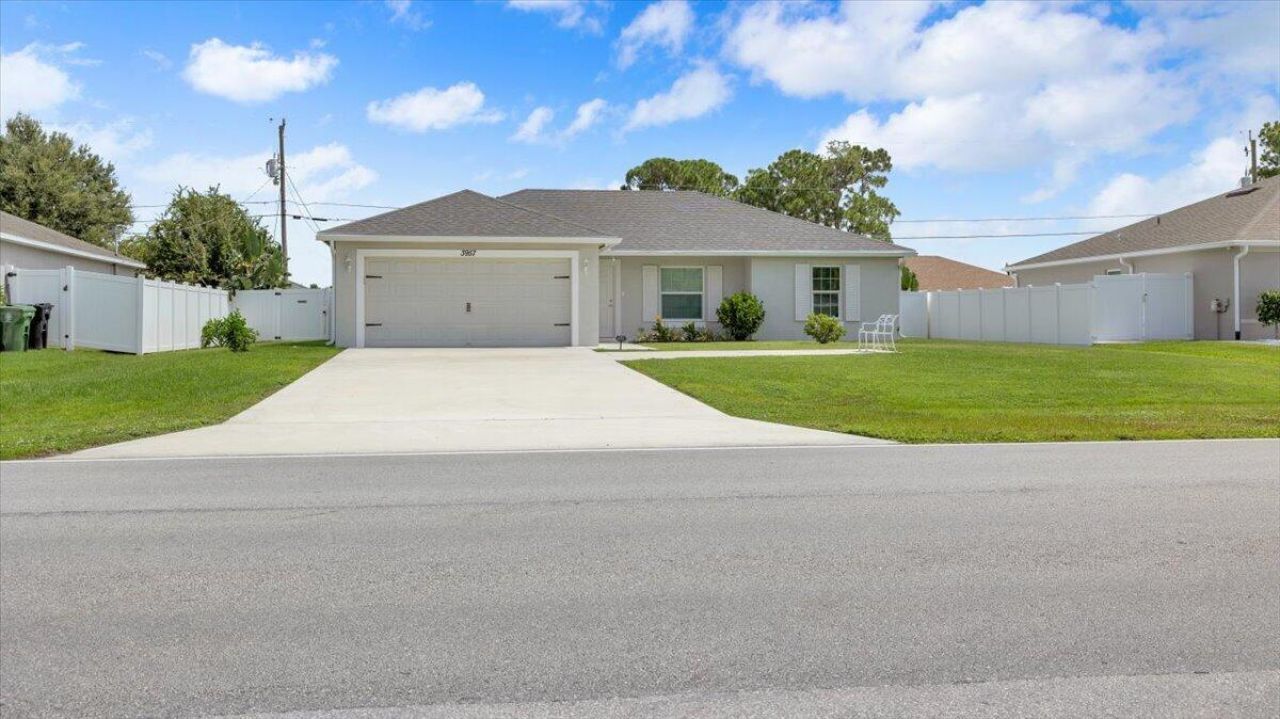 3957 SW Savona Boulevard, Port Saint Lucie, FL 34953 Photo