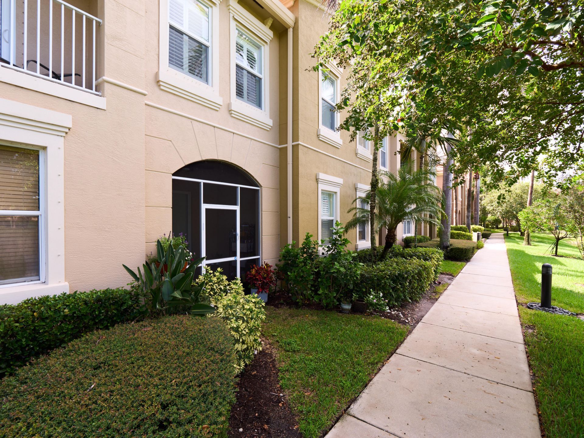 4930 Bonsai Circle, Unit 106, Palm Beach Gardens, FL 33418 Photo