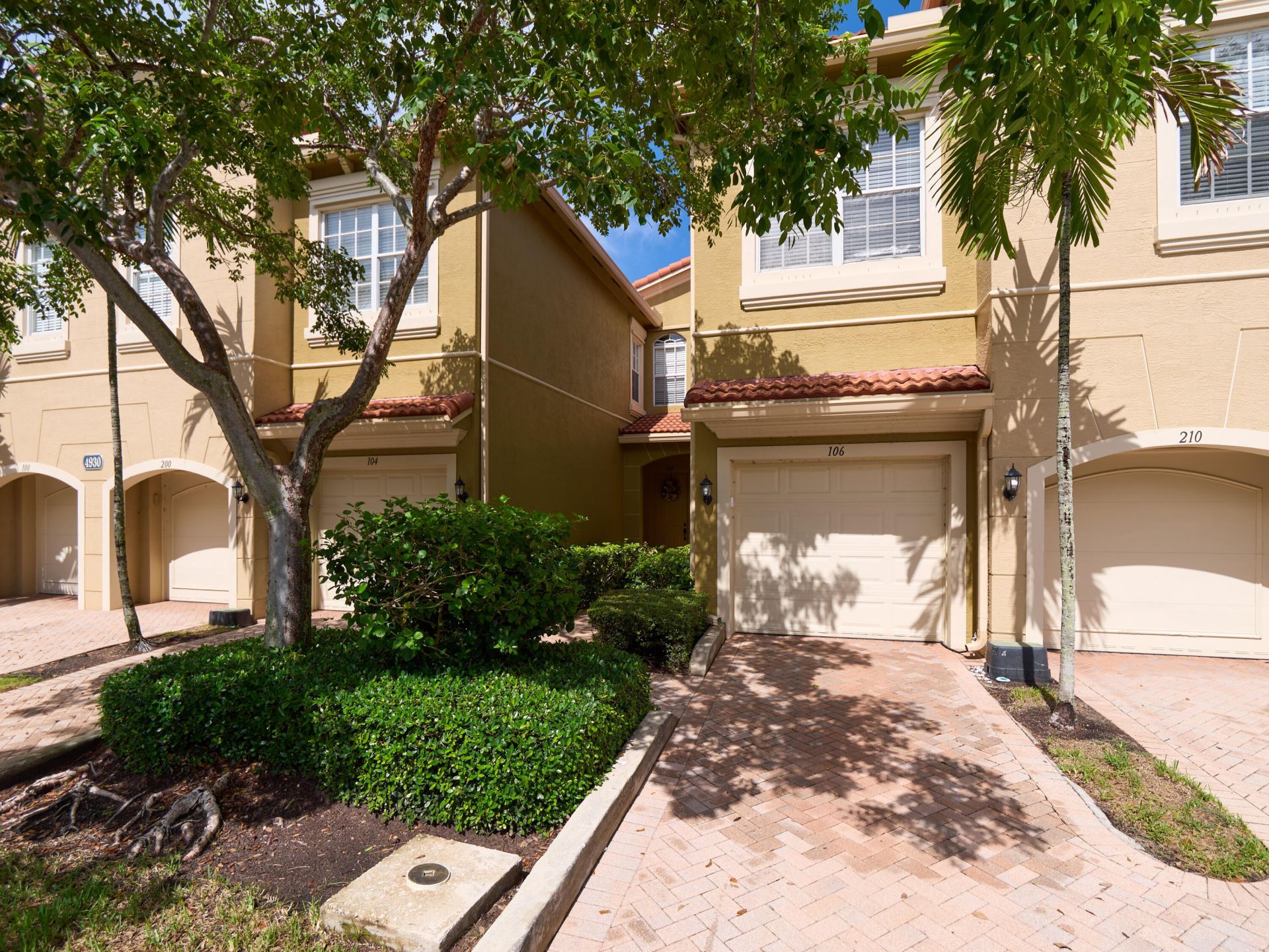 4930 Bonsai Circle, Unit 106, Palm Beach Gardens, FL 33418 Photo