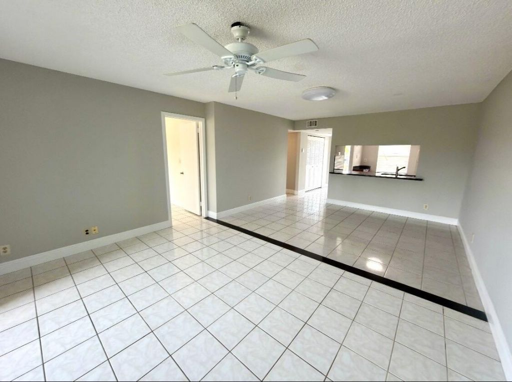 9272 SW 3rd Street, Unit 414, Boca Raton, FL 33428 Photo