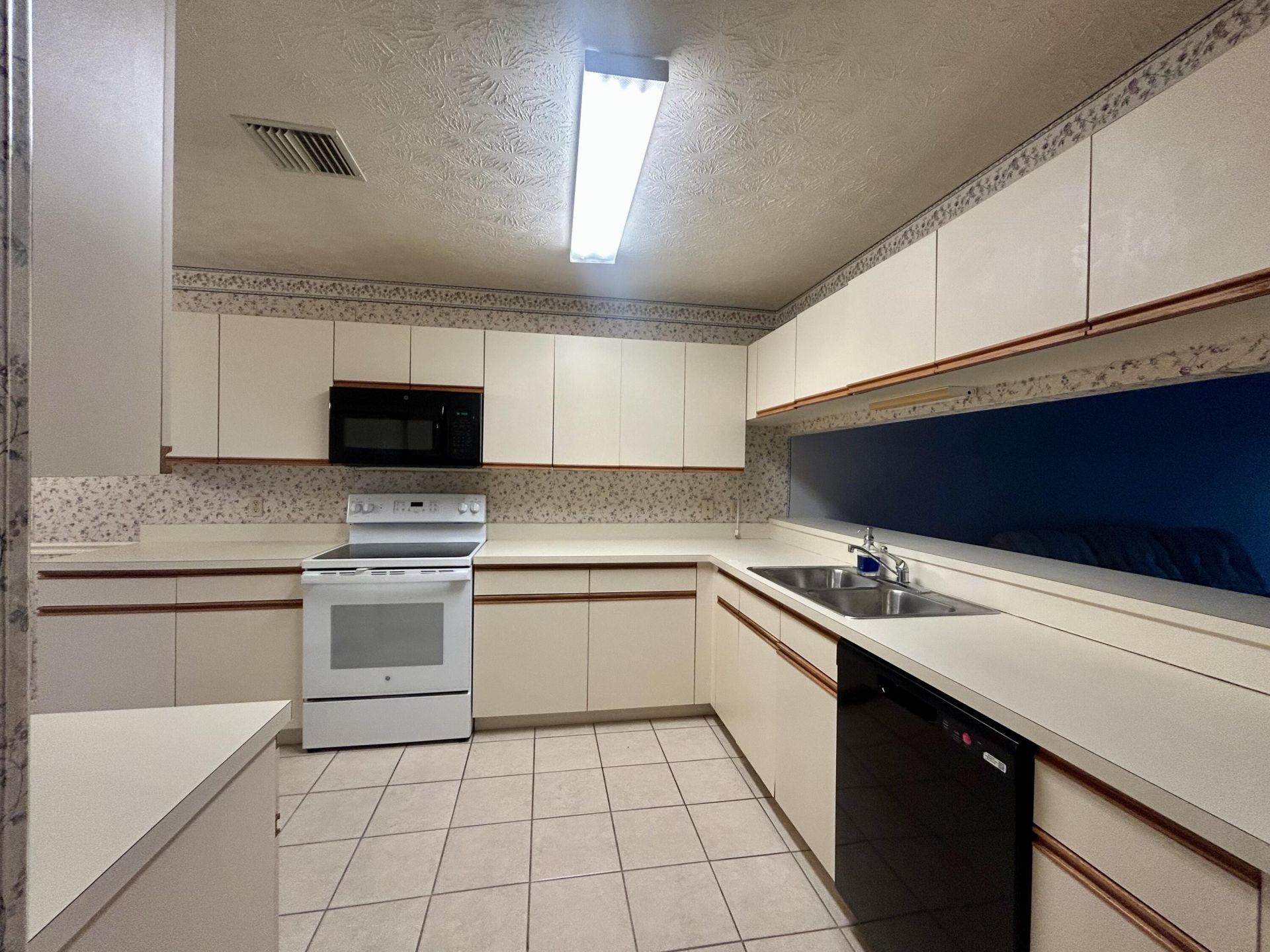 12849 SE Berwick Court, Hobe Sound, FL 33455 Photo