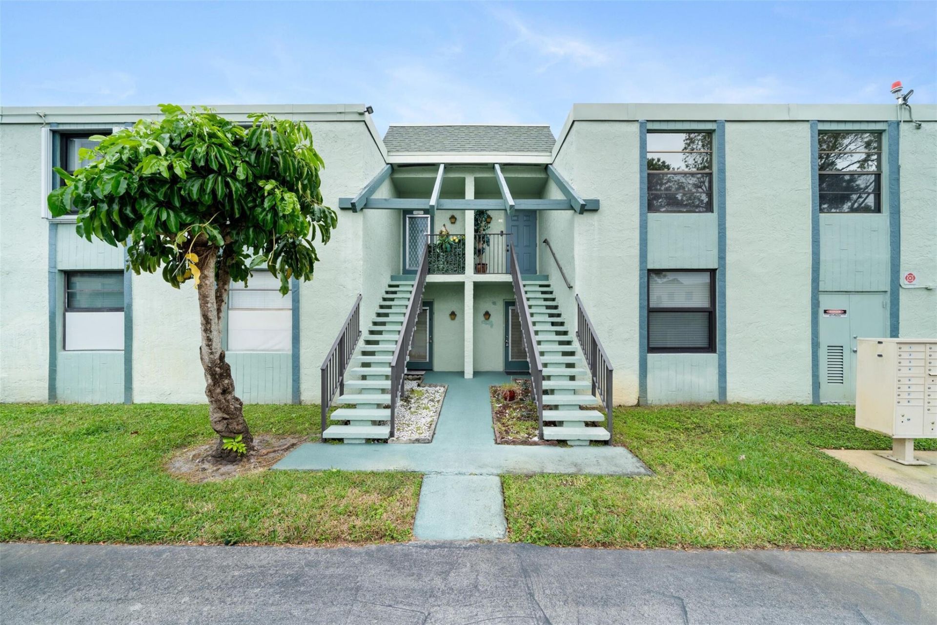 7350 NW 18th Street, Unit 104, Margate, FL 33063 Photo
