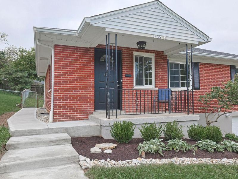 5435 Bonita Drive, Delhi Township, OH 45238 Photo 3