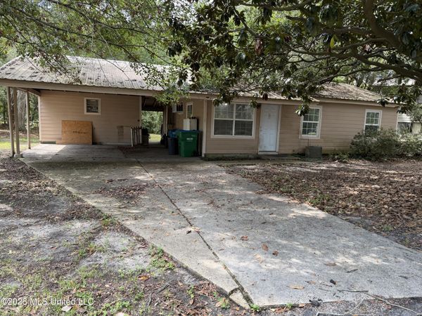 2311 Hester Street, Pascagoula, MS 39581
