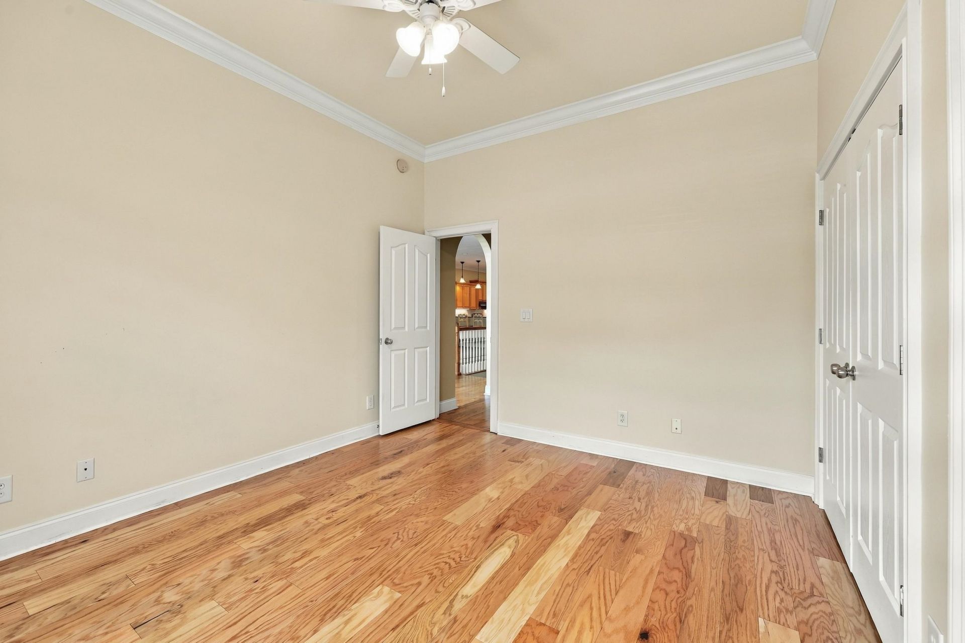 7 Gillette Pl. Photo 14
