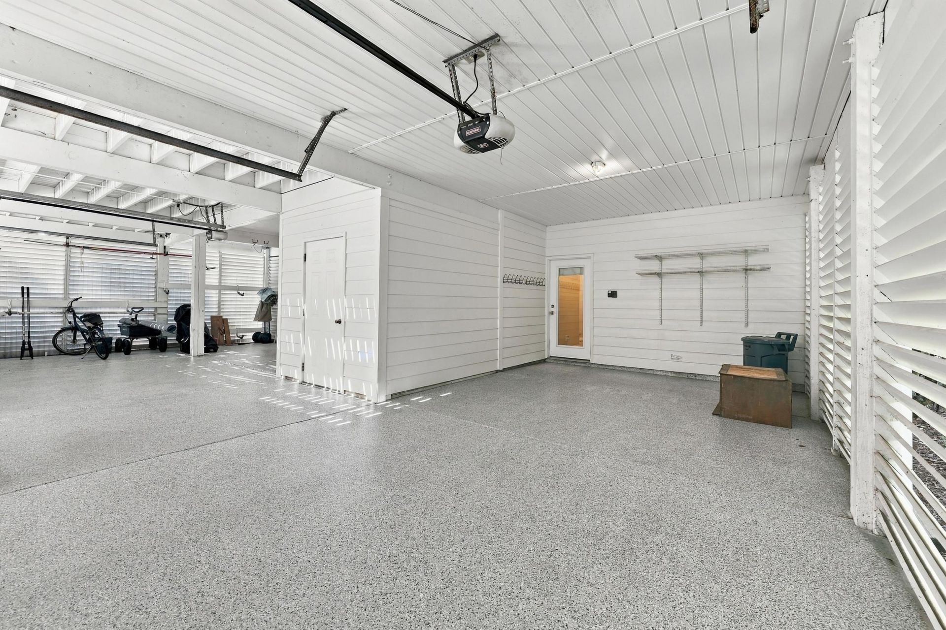 7 Gillette Pl. Photo 33
