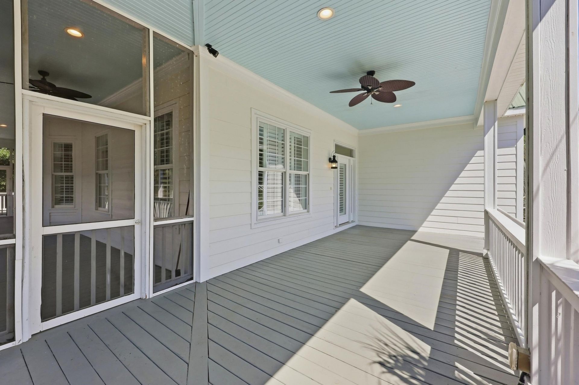 7 Gillette Pl. Photo 4